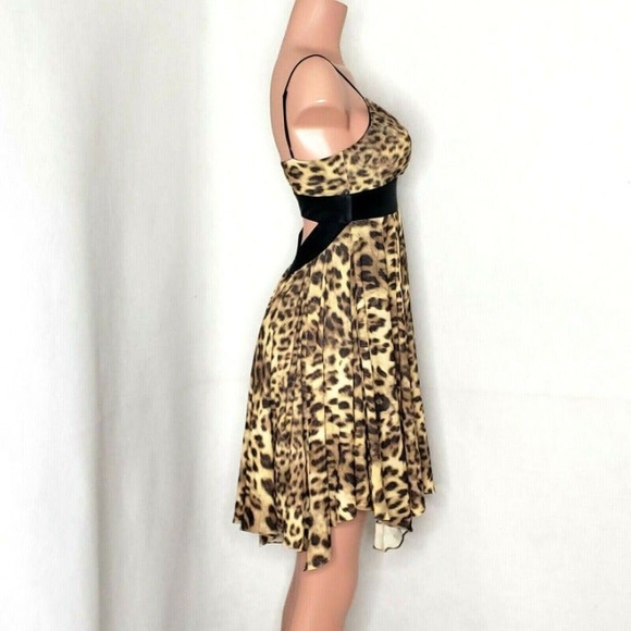 CACHÉ | Sexy Leopard Print Dress Cut Out Back Handkerchief Hem - Picture 2 of 13
